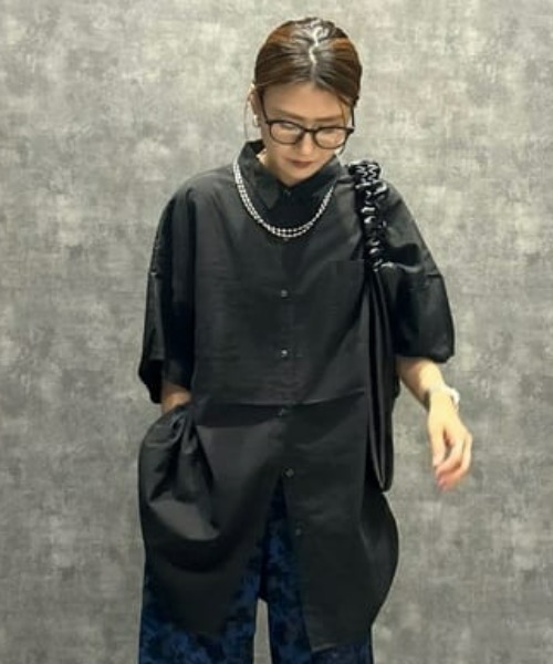 BACK NUMBER(バックナンバー)の「【BACK NUMBER】ポンチョシルエット半袖チュニックシャツ(チュニック・レディース・ライラック/オフホワイト/ダークグレー・L/M)」の3枚目の写真