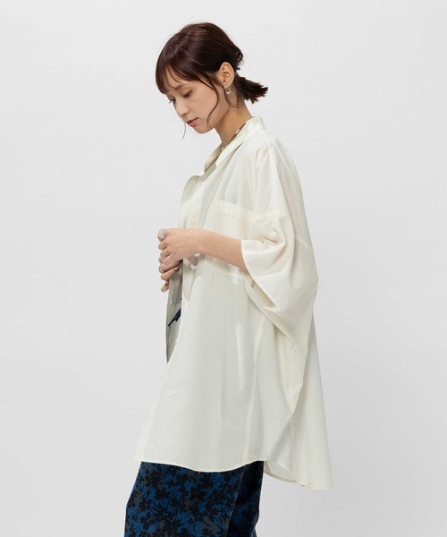 BACK NUMBER(バックナンバー)の「【BACK NUMBER】ポンチョシルエット半袖チュニックシャツ(チュニック・レディース・ライラック/オフホワイト/ダークグレー・L/M)」の13枚目の写真