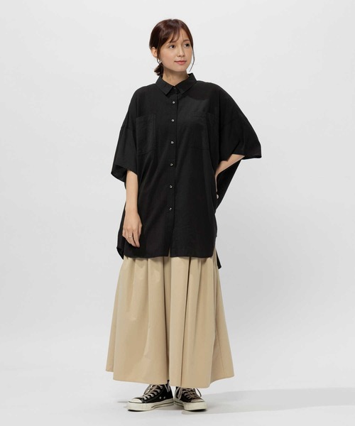 BACK NUMBER(バックナンバー)の「【BACK NUMBER】ポンチョシルエット半袖チュニックシャツ(チュニック・レディース・ライラック/オフホワイト/ダークグレー・L/M)」の15枚目の写真