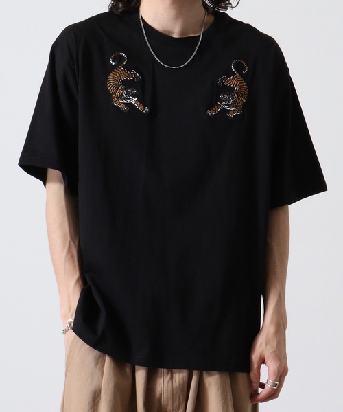 ATELANE(アテレーン)の「シルケット加工刺繍半袖TEE(Tシャツ/カットソー・メンズ・ホワイト/ブラック系/ブラック/アッシュグレー/ホワイト系・L/M)」の7枚目の写真