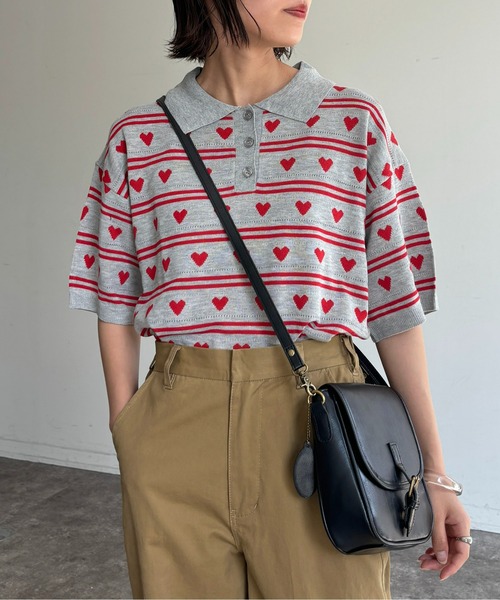 CPCM(シーピーシーエム)の「ハートジャガードボーダーポロ(ニット/セーター・レディース・ブラック/グレー/サックスブルー系・FREE)」の1枚目の写真