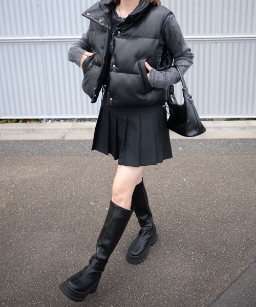 WEGO（ウィゴー）の「WEGO/フェイクレザーパディングショートベスト（ダウンベスト・レディース・ブラック・FREE）」の14枚目の写真