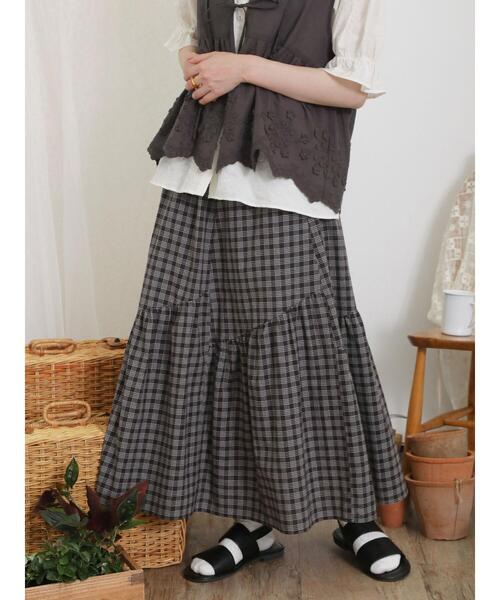 Samansa Mos2（サマンサ モスモス）の「柄アソート斜め切替ティアードスカート（スカート・レディース・ブラック/キナリ/ブルー/ベージュ・F）」の3枚目の写真