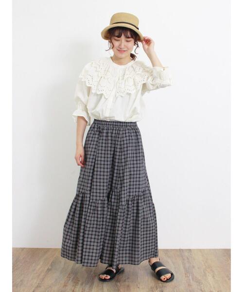 Samansa Mos2（サマンサ モスモス）の「柄アソート斜め切替ティアードスカート（スカート・レディース・ブラック/キナリ/ブルー/ベージュ・F）」の16枚目の写真