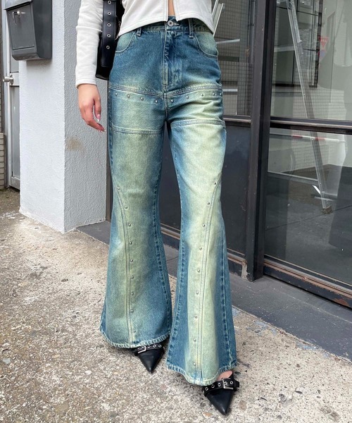 SPIRALGIRL（スパイラルガール）の「オーバーダイスタッズデニム（デニムパンツ・レディース・ブラック/ブルー・MEDIUM/SMALL）」の18枚目の写真