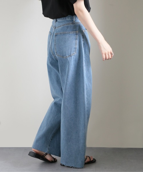 MAISON BREEZE（メゾンブリーズ）の「【MAISON BREEZE】加工デニム カーブパンツ 223-703-3244 DTK（デニムパンツ・レディース・ライトブルー/ブルー・S/M）」の9枚目の写真