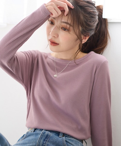 Viola e Viola(ヴィオラエヴィオラ)の「温リブ 裏起毛プルオーバー(クルーネック)(Tシャツ/カットソー・レディース・ブラック/グレー/グレイッシュブルー/スモークピンク/アイボリー・L/LL/3L/4L/5L/M)」の5枚目の写真