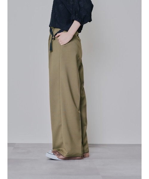 TEVALT（ヴァレット）の「ヘムシアーパンツ（チノパンツ・レディース・チャコール/カーキ/ブラック・38）」の6枚目の写真