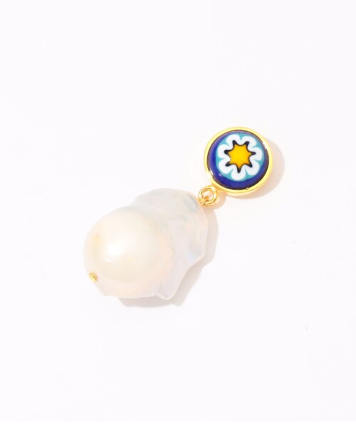 lizzie fortunato jewels（リジーフォルトゥナート）の「LIZZIE FORTUNATO MURANO PEARL ピアス（ピアス（両耳用）・レディース・ホワイト系その他・FREE）」の3枚目の写真
