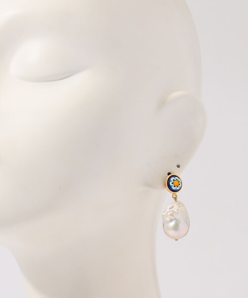 lizzie fortunato jewels（リジーフォルトゥナート）の「LIZZIE FORTUNATO MURANO PEARL ピアス（ピアス（両耳用）・レディース・ホワイト系その他・FREE）」の5枚目の写真