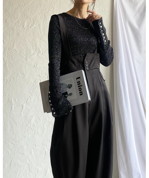 She's Closet(シーズクローゼット)の「袖ボタンクルーネックタイト長袖ラメリブニット(ニット/セーター・レディース・チャコール/シルバー/ブラック・FREE)」の21枚目の写真