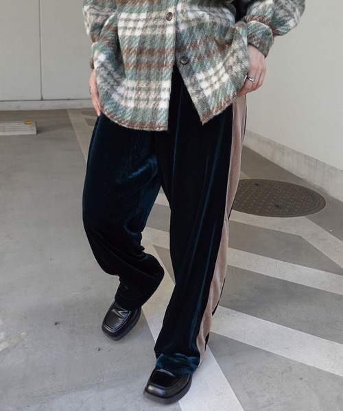 CORNERS（コーナーズ）の「ベロアサイドラインパンツ（スウェットパンツ・レディース・ネイビー/ブラック/グリーン/ブラウン・M）」の20枚目の写真