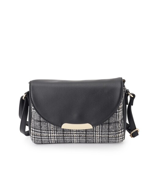 SHOO・LA・RUE（シューラルー）の「◆コーデを彩る 生地コンビ フラップショルダーバッグ（ショルダーバッグ・レディース・ブラック系1/ブラック系3/ダークブラウン系1・00）」の18枚目の写真