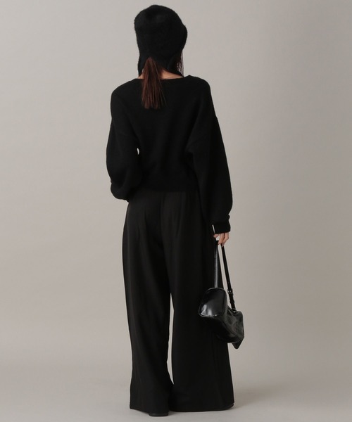 FOREVER 21(フォーエバー トゥエンティーワン)の「【2024FW】タックワイドパンツ(その他パンツ・レディース・ブラック/ブラウン/グレー・MEDIUM/SMALL)」の5枚目の写真