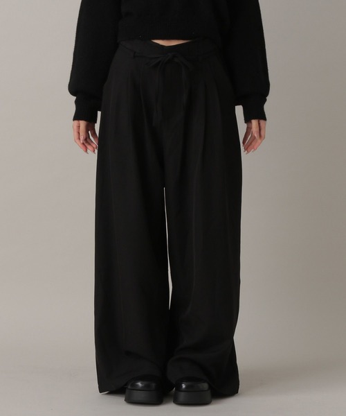 FOREVER 21(フォーエバー トゥエンティーワン)の「【2024FW】タックワイドパンツ(その他パンツ・レディース・ブラック/ブラウン/グレー・MEDIUM/SMALL)」の13枚目の写真