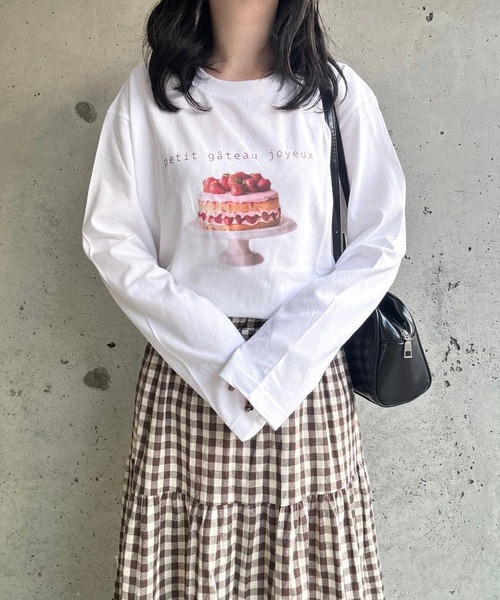 merrylatte(メリーラテ)の「『低身長用サイズあり』スイーツプリントロングTシャツ(Tシャツ/カットソー・レディース・ホワイト/B/A/C/D・MEDIUM/LARGE/SMALL/X-SMALL)」の4枚目の写真