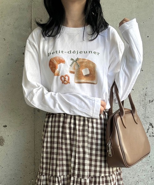 merrylatte(メリーラテ)の「『低身長用サイズあり』スイーツプリントロングTシャツ(Tシャツ/カットソー・レディース・ホワイト/B/A/C/D・MEDIUM/LARGE/SMALL/X-SMALL)」の11枚目の写真