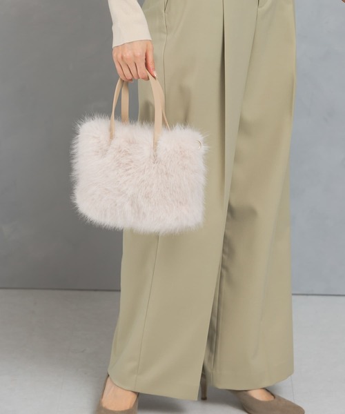 URBAN RESEARCH ROSSO WOMEN（アーバンリサーチ　ロッソ）の「フラッフィーハンドバッグ（ハンドバッグ・レディース・モカ/オフホワイト/ピンク・-）」の5枚目の写真