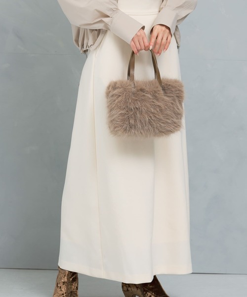 URBAN RESEARCH ROSSO WOMEN（アーバンリサーチ　ロッソ）の「フラッフィーハンドバッグ（ハンドバッグ・レディース・モカ/オフホワイト/ピンク・-）」の3枚目の写真