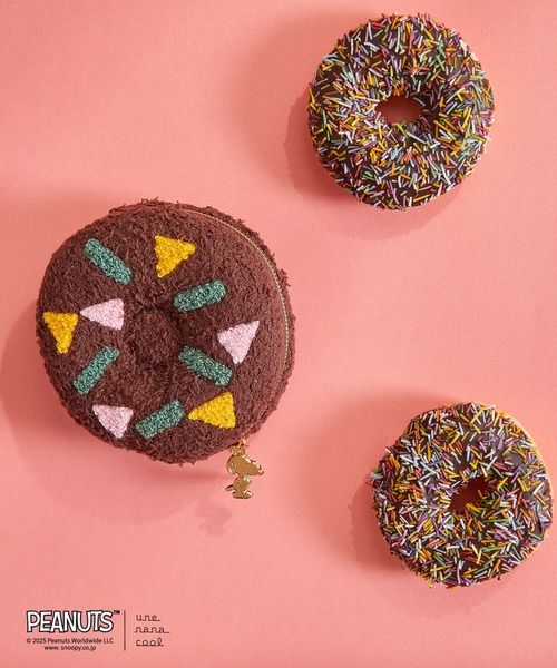 スヌーピー】PEANUTS × une nana cool ドーナツポーチ SNOOPY（ポーチ