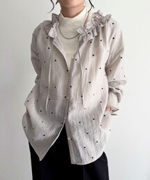 ハート刺繍フリルカラーブラウス