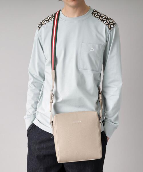 DRESSTERIOR（ドレステリア）の「【撥水仕様】シュリンクレザー ショルダーバッグ（ショルダーバッグ・メンズ・ブラック/ホワイト/ブラウン系その他・00）」の17枚目の写真