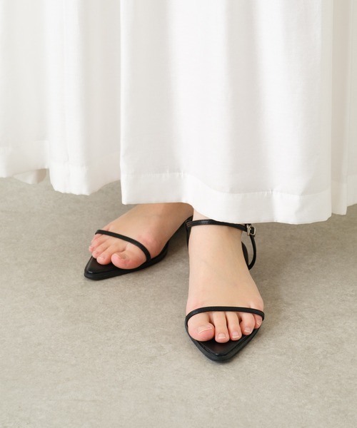 COLLAGE GALLARDAGALANTE（コラージュガリャルダガランテ）の「ポインテッドフラットサンダル（サンダル・レディース・グリーン/ブラック・38/36/37）」の12枚目の写真