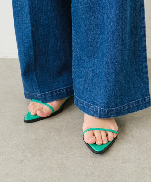 COLLAGE GALLARDAGALANTE（コラージュガリャルダガランテ）の「ポインテッドフラットサンダル（サンダル・レディース・グリーン/ブラック・38/36/37）」の20枚目の写真