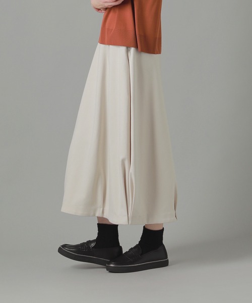 ZUCCa（ズッカ）の「CNポンチ / スカート / (O)（スカート・レディース・ベージュ/ライトブルー/ブラック・M size）」の5枚目の写真