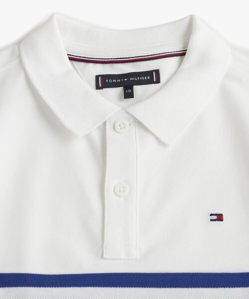 TOMMY HILFIGER(トミーヒルフィガー)の「BOYS カラーブロックショートスリーブポロシャツ(ポロシャツ・キッズ・ブルー・150cm/130cm/140cm/160cm)」の3枚目の写真