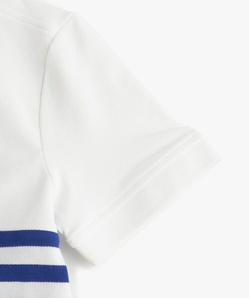TOMMY HILFIGER(トミーヒルフィガー)の「BOYS カラーブロックショートスリーブポロシャツ(ポロシャツ・キッズ・ブルー・150cm/130cm/140cm/160cm)」の4枚目の写真