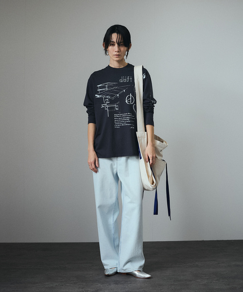 SALON adam et rope'(サロン アダム エ ロペ)の「【duft(ドゥフト) for SALON】フラワーフォトプリントロンT(Tシャツ/カットソー・レディース・チャコールグレー/ホワイト/ホワイト系その他4/ホワイト系その他2/ホワイト系その他/ホワイト系その他3・FREE)」の20枚目の写真