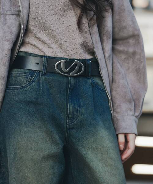 tk.TAKEO KIKUCHI（ティーケータケオキクチ）の「デザインバックルベルト（ベルト・メンズ・ブラック系・00）」の8枚目の写真