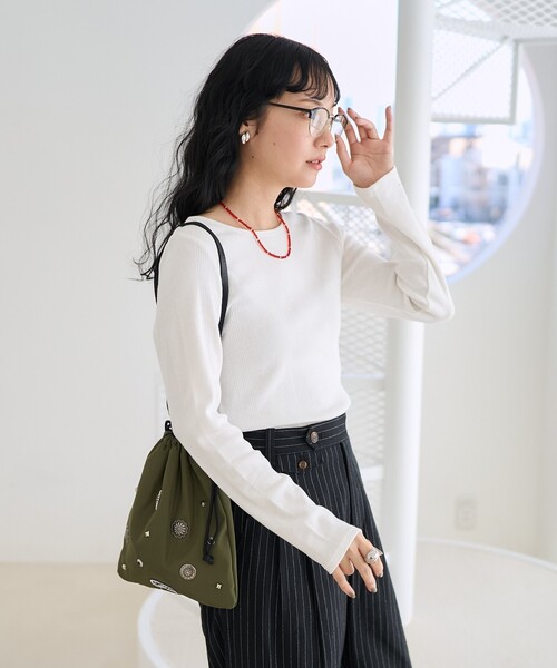 FREAK'S STORE（フリークスストア）の「バレエネック ランダムリブロンT（Tシャツ/カットソー・レディース・レッド/ブラック/オフホワイト/サックスブルー・ﾌﾘ-）」の15枚目の写真