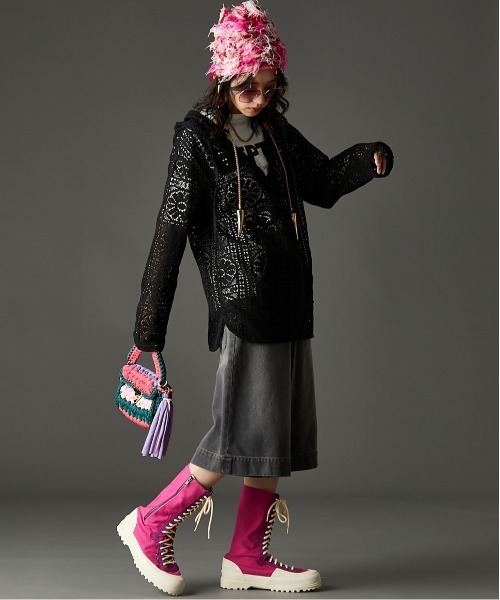 GEVS.（ジェイヴィス）の「レースパーカーブラウス＜大きいサイズ有＞GEVS.（パーカー・レディース・オフホワイト/ブラック・4L/3L/LL/L/M/5L）」の17枚目の写真