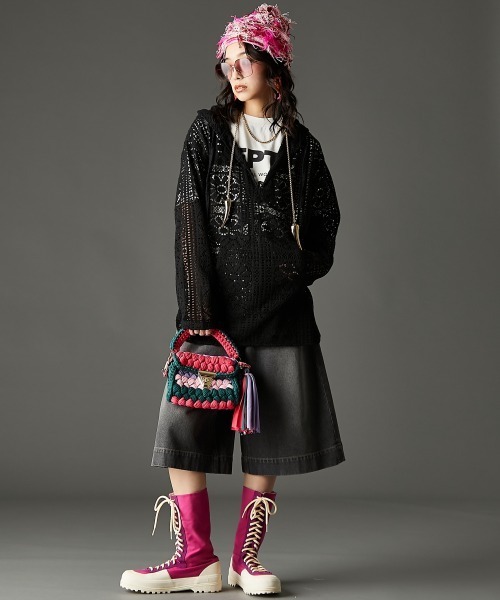 GEVS.（ジェイヴィス）の「レースパーカーブラウス＜大きいサイズ有＞GEVS.（パーカー・レディース・オフホワイト/ブラック・4L/3L/LL/L/M/5L）」の18枚目の写真