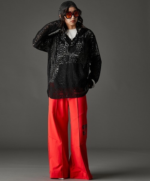 GEVS.（ジェイヴィス）の「レースパーカーブラウス＜大きいサイズ有＞GEVS.（パーカー・レディース・オフホワイト/ブラック・4L/3L/LL/L/M/5L）」の12枚目の写真