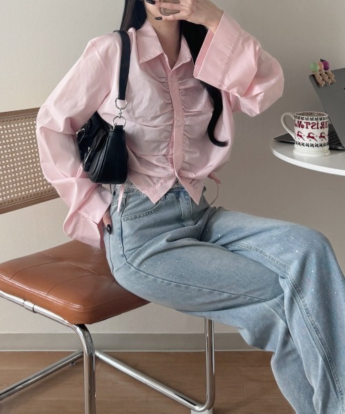 nemne store(ネンネストア)の「《Delfy》ギャザーサイドリボンシャツ(シャツ/ブラウス・レディース・ピンク系/サックスブルー系/ホワイト系・フリー)」の8枚目の写真