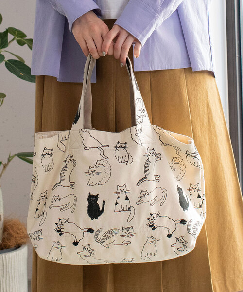 POU DOU DOU(プードゥドゥ)の「<Daily>キャンパスオリジナルプリントトートバッグ(トートバッグ・レディース・キナリ/ブルー/ダークグレー・フリー)」の1枚目の写真