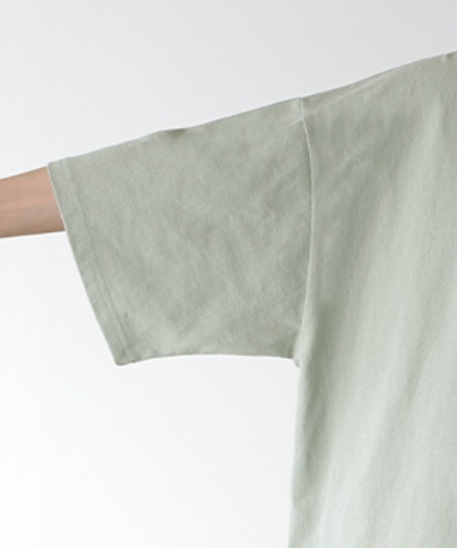 HUG.U(ハグユー)の「綿100% ヘビーオンスTシャツ(Tシャツ/カットソー・レディース・ホワイト/オリーブ/ブラック/ダークグレー/ダークベージュ/セージグリーン/モカ・FREE)」の22枚目の写真