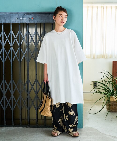 FREAK'S STORE（フリークスストア）の「限定展開　ビッグシルエットTシャツ半袖ミニワンピース（ワンピース・レディース・ブラック/グリーン/ブラウン/レッド/ライトグレー/オフホワイト/ネイビー・ﾌﾘ-）」の12枚目の写真