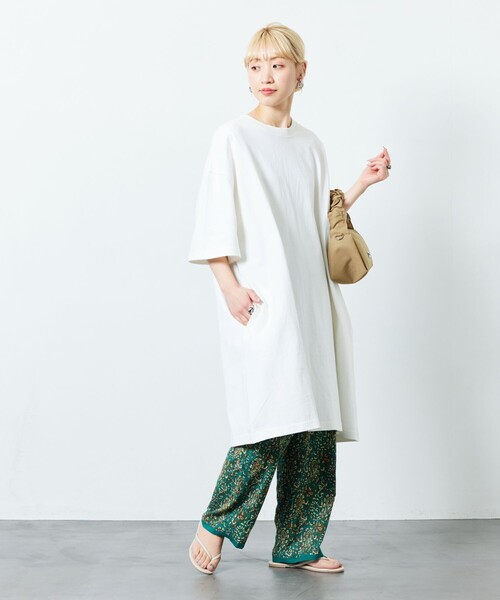 FREAK'S STORE（フリークスストア）の「限定展開　ビッグシルエットTシャツ半袖ミニワンピース（ワンピース・レディース・ブラック/グリーン/ブラウン/レッド/ライトグレー/オフホワイト/ネイビー・ﾌﾘ-）」の18枚目の写真