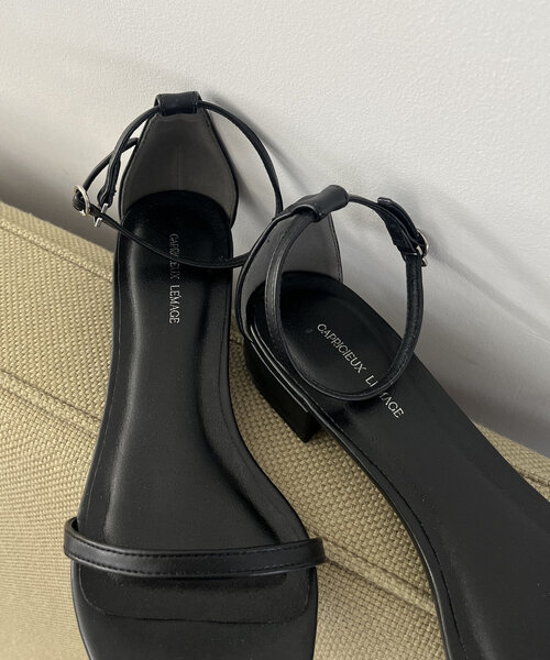 CAPRICIEUX LE'MAGE（カプリシューレマージュ）の「ストラップサンダル（サンダル・レディース・シルバー/ブラック・36/38/37）」の8枚目の写真