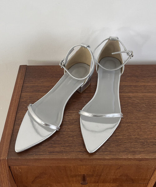 CAPRICIEUX LE'MAGE（カプリシューレマージュ）の「ストラップサンダル（サンダル・レディース・シルバー/ブラック・36/38/37）」の14枚目の写真