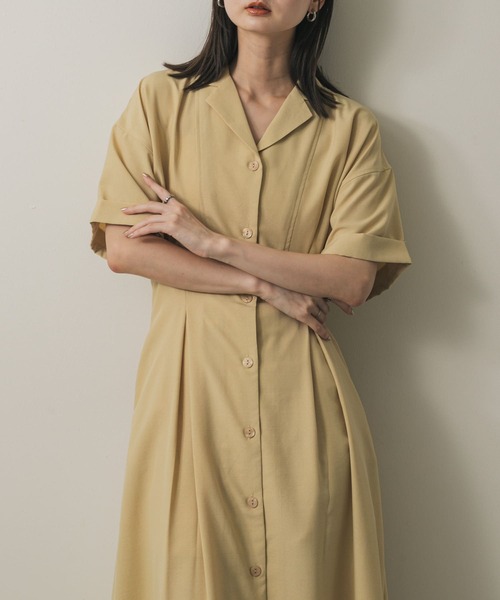 SENSE OF PLACE by URBAN RESEARCH(センスオブプレイスバイアーバンリサーチ)の「ウエストタックシャツワンピース(ワンピース・レディース・ベージュ/カーキ/チャコールグレー/ライトブルー/ブルー系その他/レッド・S/ONE)」の2枚目の写真