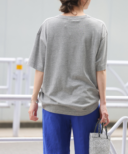JOURNAL STANDARD relume(ジャーナルスタンダード レリューム)の「スーベニアTCR TEE(Tシャツ/カットソー・レディース・チャコールグレー/アイボリー・FREE)」の8枚目の写真