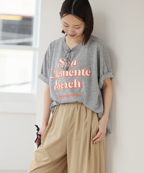 JOURNAL STANDARD relume(ジャーナルスタンダード レリューム)の「スーベニアTCR TEE(Tシャツ/カットソー・レディース・チャコールグレー/アイボリー・FREE)」の15枚目の写真