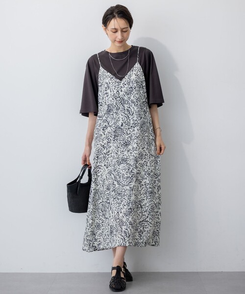 23区(ニジュウサンク)の「【洗える】ハイエンド フレアスリーブ Tシャツ(Tシャツ/カットソー・レディース・ホワイト系/ダークブラウン系/ブラック系・38/40)」の12枚目の写真