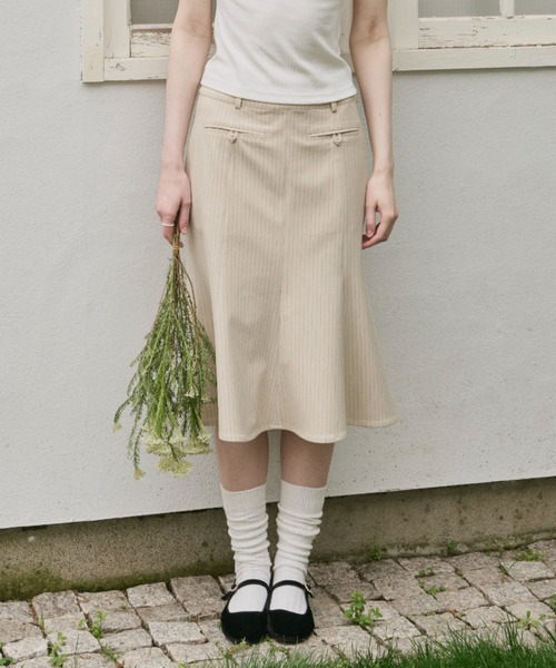 GIUNON（ジウノン）の「midi pocket stripe skirt / ミディポケットストライプスカート（スカート・レディース・ベージュ/ブラック・FREE）」の6枚目の写真