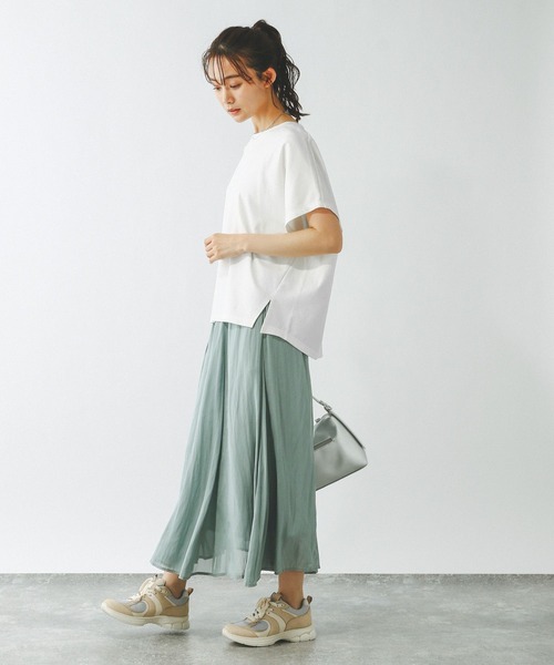 GLOBAL WORK（グローバルワーク）の「なめらかタッチドルマン半袖/289393（Tシャツ/カットソー・レディース・テラコッタ/ブラック/オフホワイト/ネイビー/モカ・LARGE/MEDIUM）」の7枚目の写真